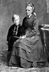 Роберт Хью Бенсон с матерью (1876 год)